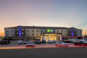 Holiday Inn Express & Suites N Waco Area - West, an IHG Hotel